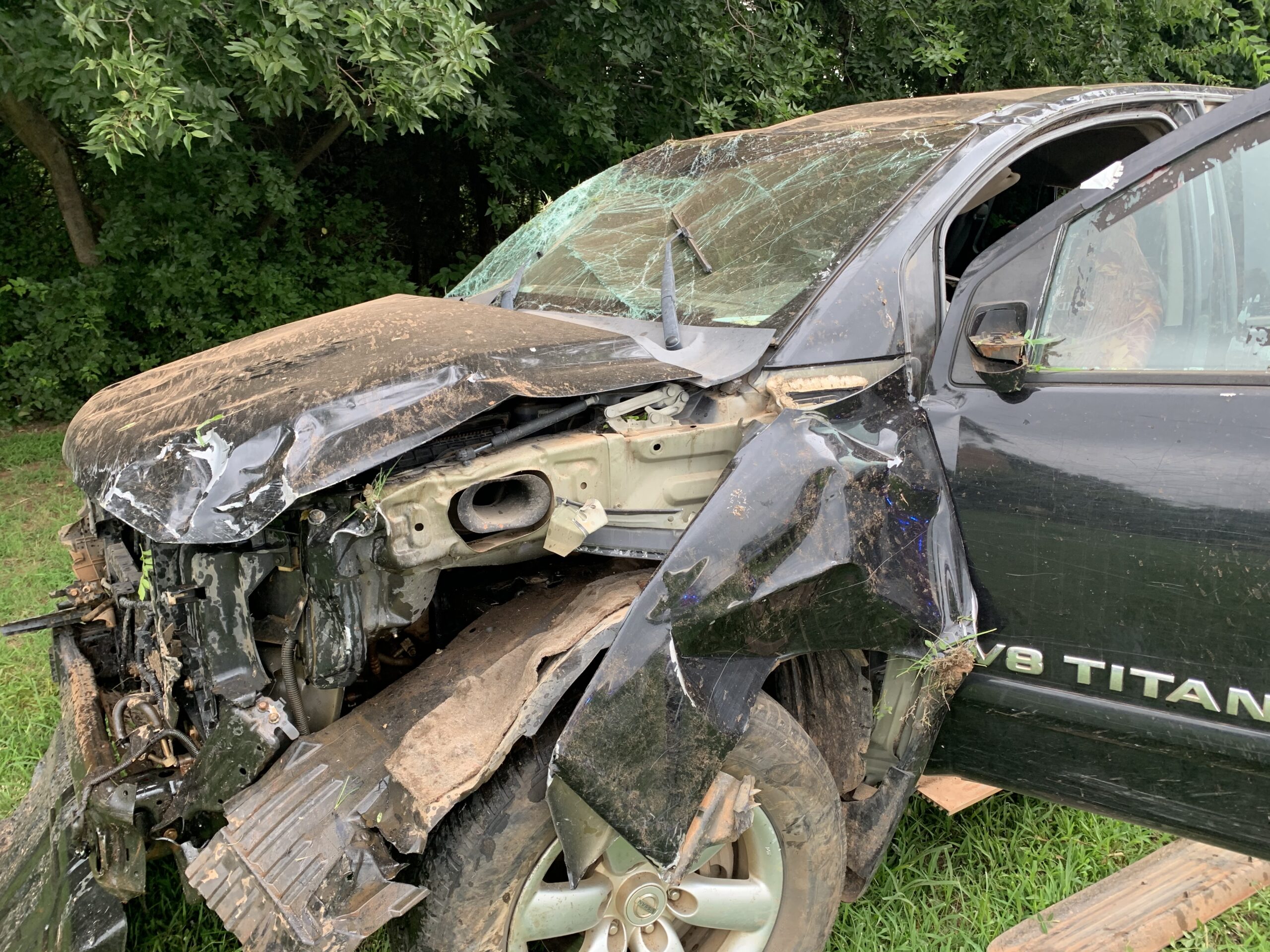 Witness: Driver ejected in vehicle accident – Guthrie News Page